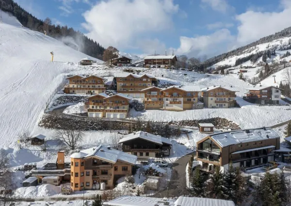 0037 SB Alpenresort algemeen winter drone 2021 2