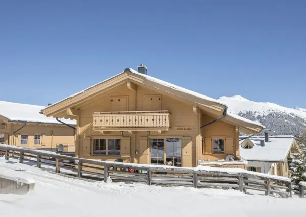 0023 HKR Duxer Lodge winter 11
