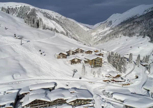 0029 KL Edelweisshaus 1 winter 4