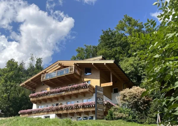 0016 WLD Haus Schoneben zomer 2