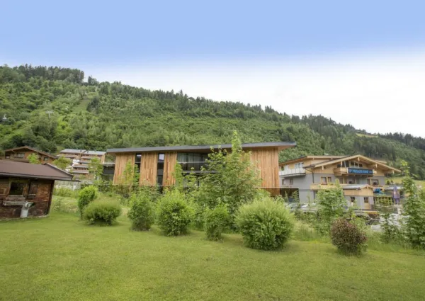 0024 NK Wildkogelbahnen zomer 2