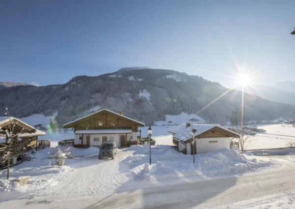 0033 WLD Bauernhaus winter 3