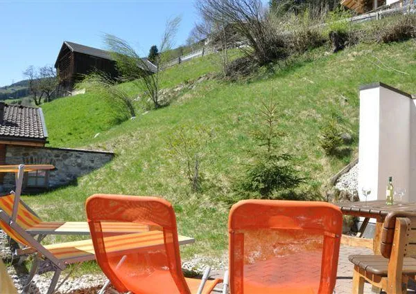 0020 WLD chalet Holzblick zomer 3