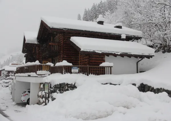 20231203 Alpengl sneeuw 1