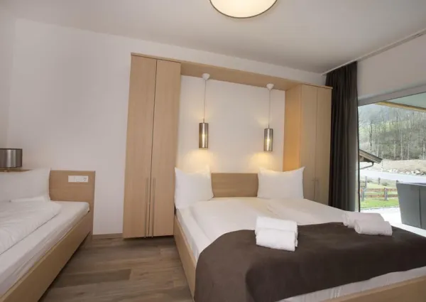 0011 MA Suite 2 10
