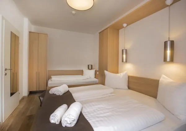 0012 MA Suite 2 11