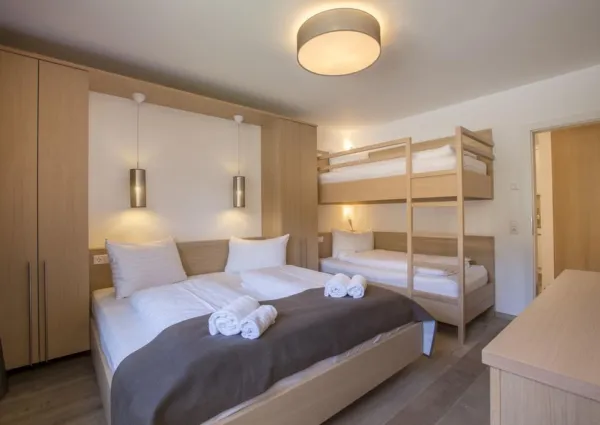 0011 MA suite 6 9